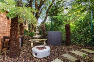 Photo 22- click for photo gallery